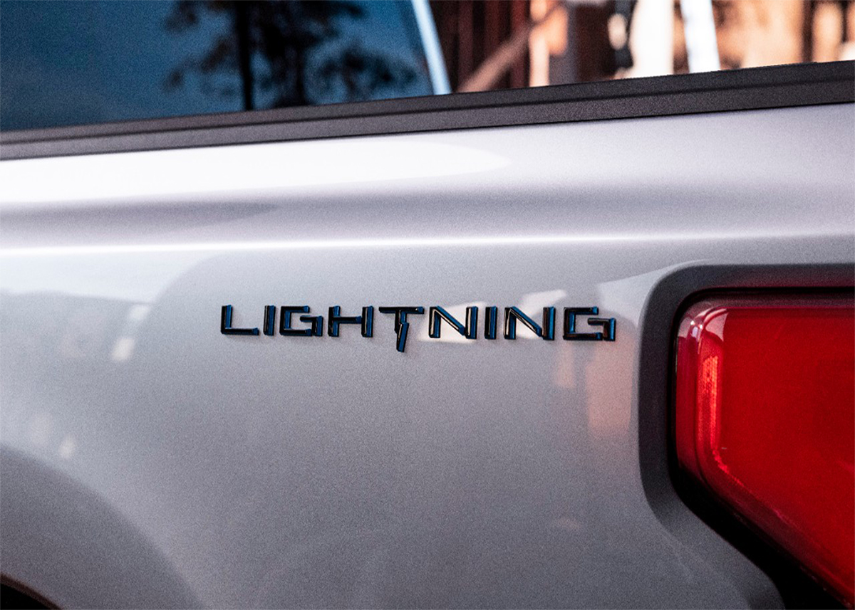 Ford’s Real EV Test: Ford F-150 Lightning Live Debut!